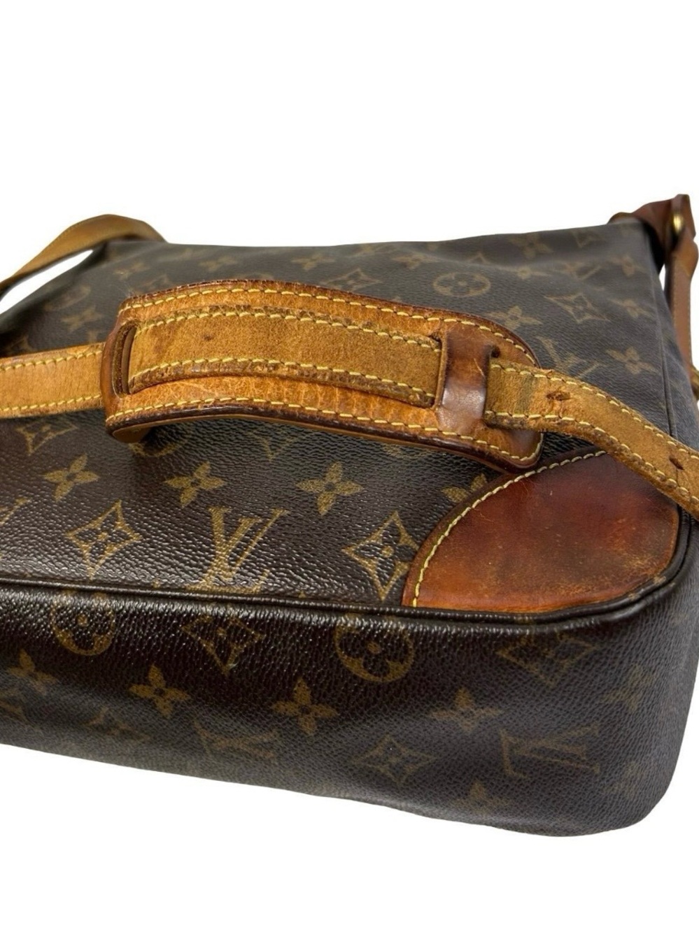 Vintage Louis Vuitton Boulogne 30 Reworked - Picture 12 of 13
